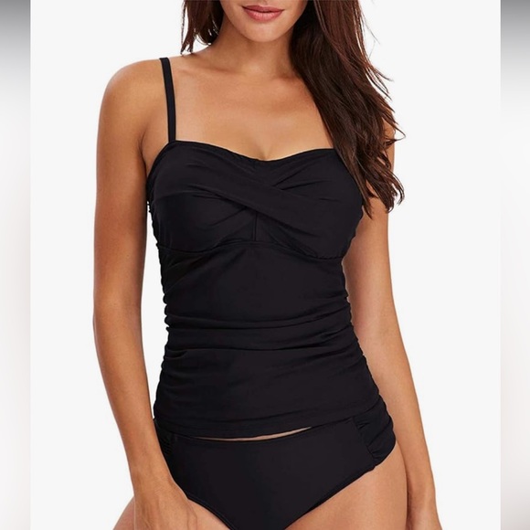 Swimsuit - Picture 4 of 5